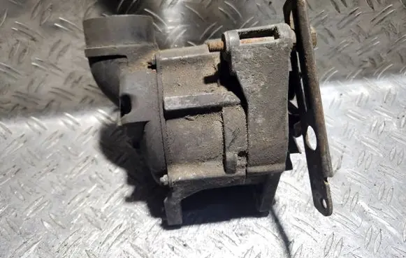 BMW 5 E34 Generator/alternator 0120469865 0120469868