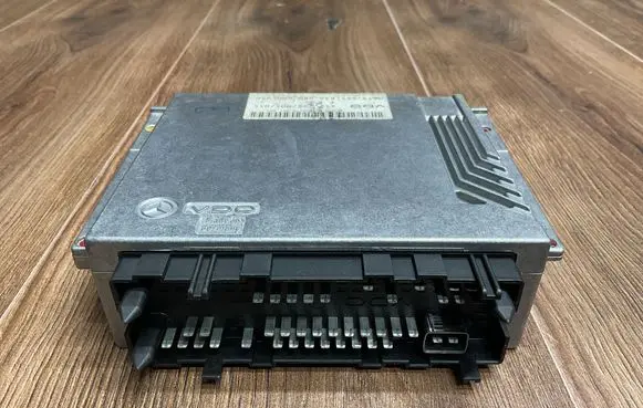 Mercedes-Benz S W140 Engine control unit/module ECU 1405453232 A1405453232