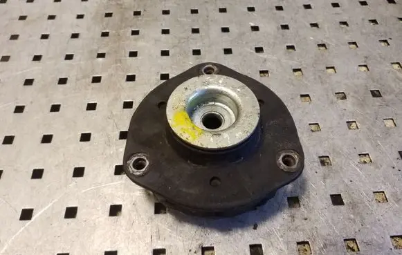 Volkswagen Polo IV 9N3 Coil spring/strut mount 6N0412331E