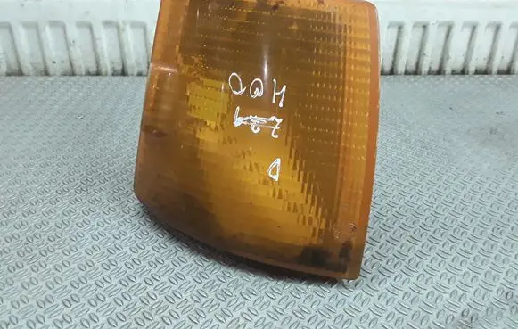 Volkswagen Transporter - Caravelle T4 Front indicator light