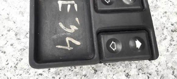 BMW 5 E34 Fog light switch 1374491