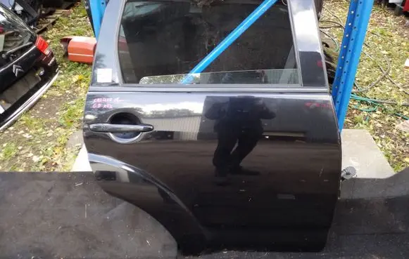 Citroen C-Crosser Rear door