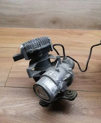 Volkswagen Golf SportWagen Master brake cylinder 5QE614307B 0132018008