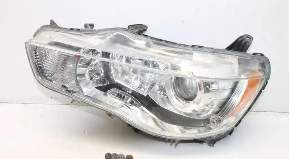 Mitsubishi Outlander Headlight/headlamp