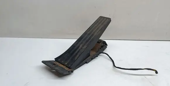 BMW X3 F25 Accelerator throttle pedal 6860784 35426860784