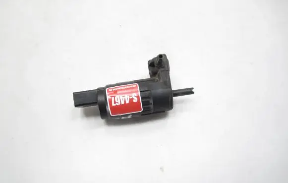 Volkswagen Golf V Windscreen/windshield washer pump 1K6955651 39005115