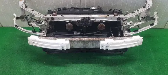 Lexus IS 200-300 Radiator support slam panel 