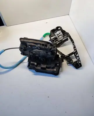 BMW X3 G01 Front door lock 19864010 7473147