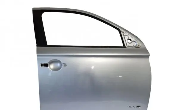 Mitsubishi Outlander Front door