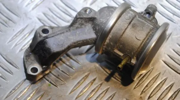Audi Q5 SQ5 EGR valve 06E131102B