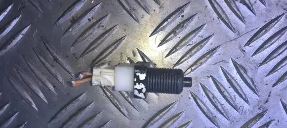 Peugeot 206 Brake pedal sensor switch