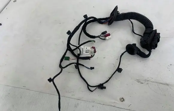 Mercedes-Benz E W213 Engine installation wiring loom 