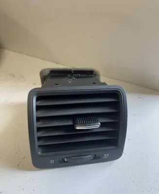 Volkswagen Golf V Dashboard side air vent grill/cover trim 1K0819710 1K0819704