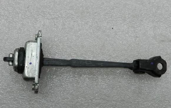 Chevrolet Captiva Front door check strap stopper 95929941