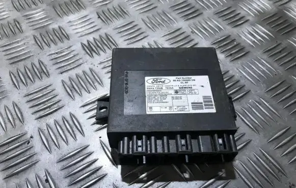 Ford Focus Comfort/convenience module 98ag15k600db 5wk47230n