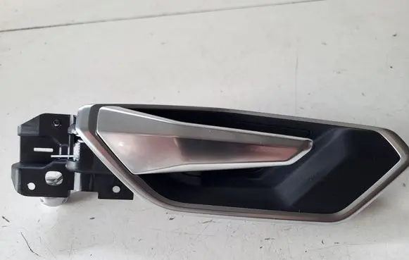 Audi e-tron Rear door interior handle 4KE839019