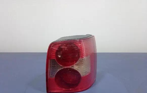 Volkswagen PASSAT B5.5 Rear/tail lights 3B9945096AA