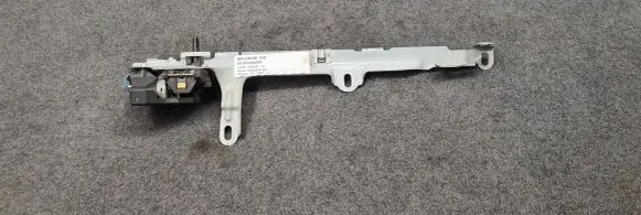 BMW 5 E60 E61 Parcel shelf load cover mount bracket 6960883