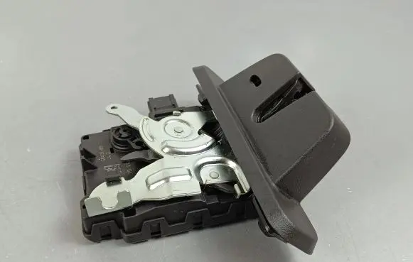 Jaguar F-Pace Tailgate/trunk/boot lock/catch/latch CPLA442A66AE