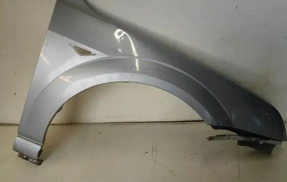 Ford Mondeo Mk III Fender