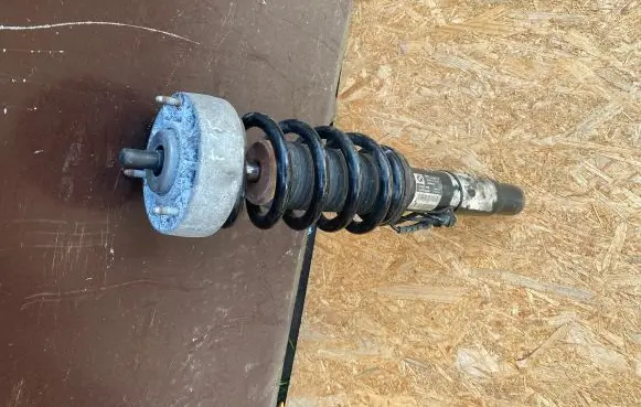 BMW X5 F15 Front shock absorber with coil spring 6875084 10541310