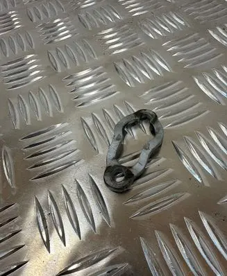Volvo XC60 Fuel Injector clamp holder 