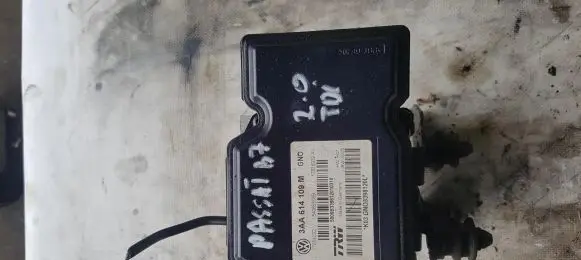 Volkswagen PASSAT B7 ABS Pump 3AA614109M