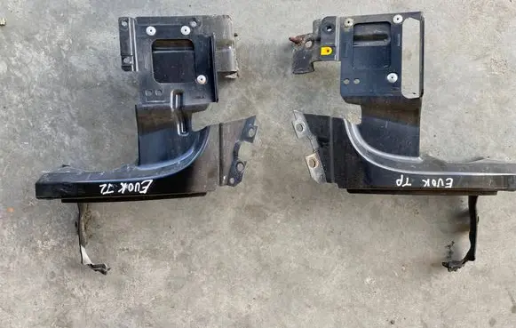 Land Rover Range Rover Evoque L538 Front bumper mounting bracket 1682B BJ3217E800A