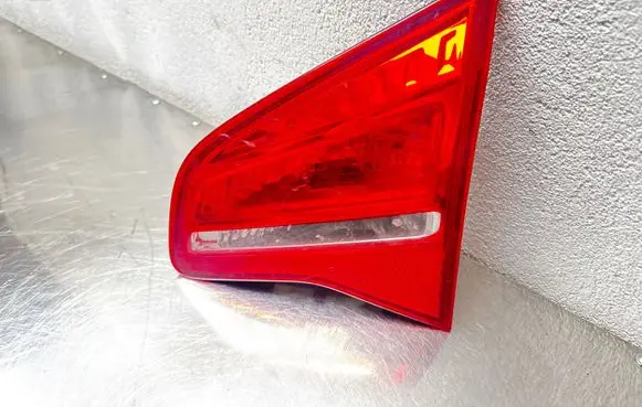 Opel Meriva B Tailgate rear/tail lights 21628003