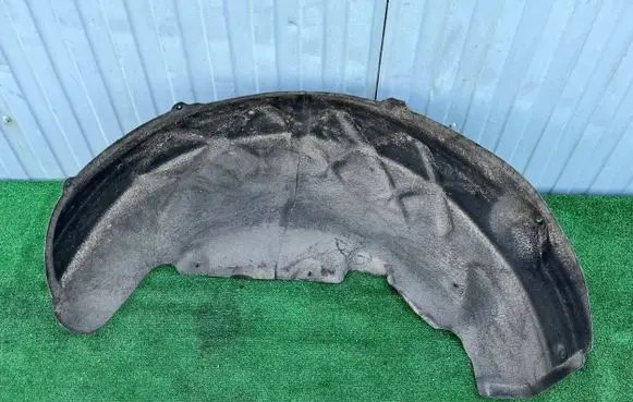 Volkswagen Touareg II Rear arch fender liner splash guards 7P6810972