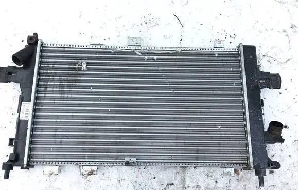 Coolant radiator
