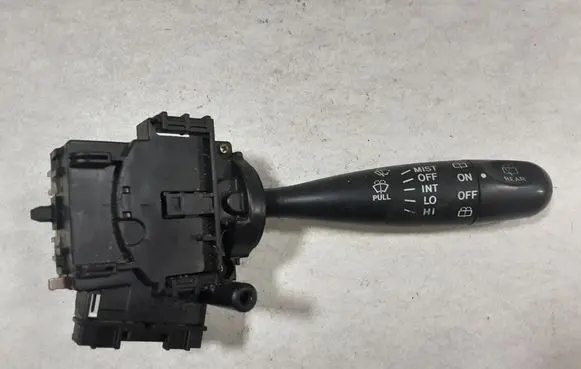 Toyota Corolla E120 E130 Wiper control stalk 173647