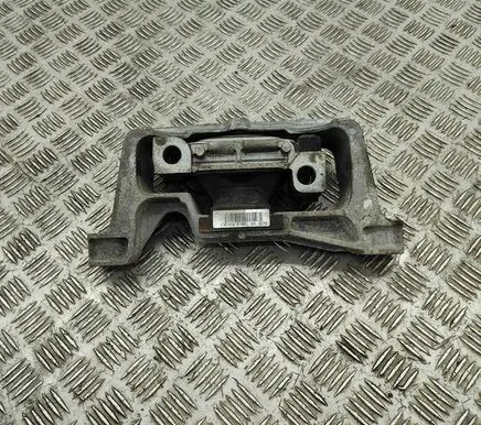 Mercedes-Benz GLA W156 Engine mount bracket A2462402617