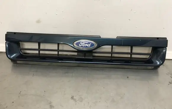 Ford Maverick Front grill 623100F100