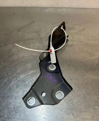 Renault Megane E-Tech Fender mounting bracket