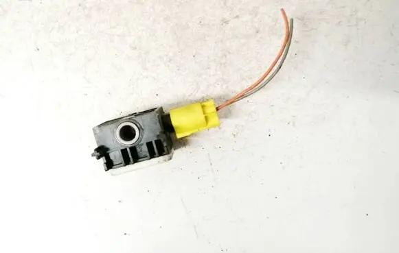Mercedes-Benz R W251 Airbag deployment crash/impact sensor 0038202826 270607