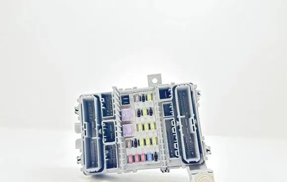 Honda Accord Fuse module TL0E214 ECA20XC7T 100629