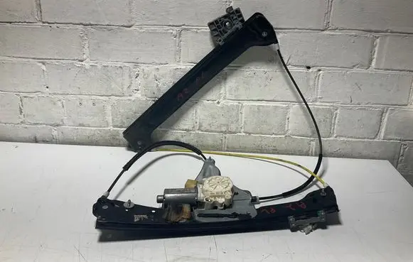 BMW 6 E63 E64 Front door window regulator with motor 6981143 979052100