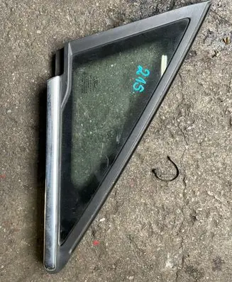 Ford C-MAX II Front triangle window/glass CMAXMK2SZYBAPRAWA
