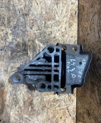 Fiat Ducato Engine mount bracket
