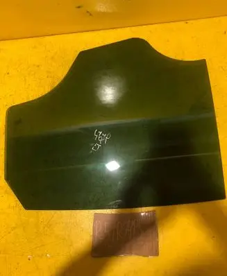 Seat Ibiza IV (6J,6P) Rear door window glass
