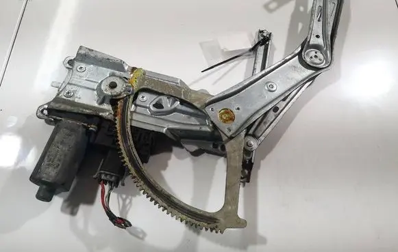 Opel Zafira B Sliding door window regulator with motor 