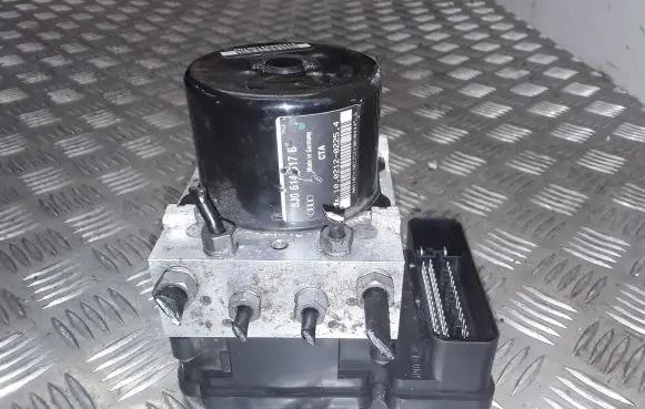 Audi TT TTS Mk2 ABS Pump 8j0614517b