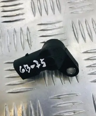 Mercedes-Benz C W204 Reversing light switch sensor A2035450106
