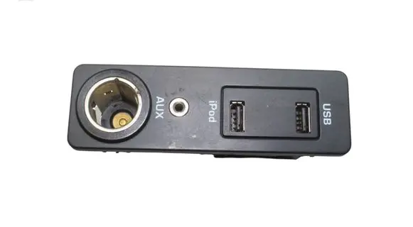 Land Rover Range Rover Evoque L538 AUX in-socket connector AW9319C166AA