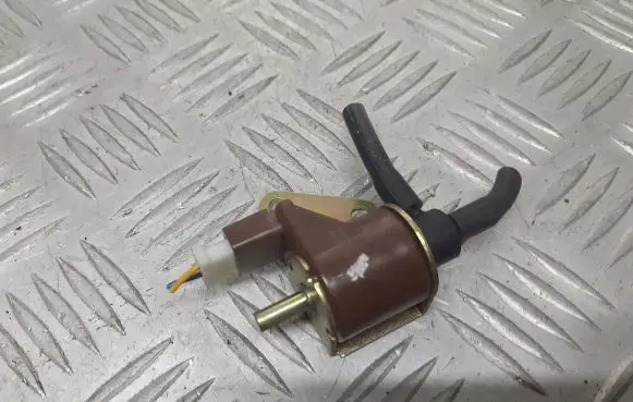 Opel Omega B2 Valve vacuum 26803471