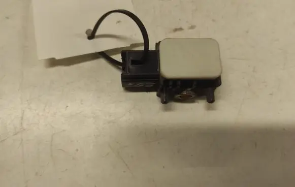 Peugeot 207 Airbag deployment crash/impact sensor 9659186280 041108 503299