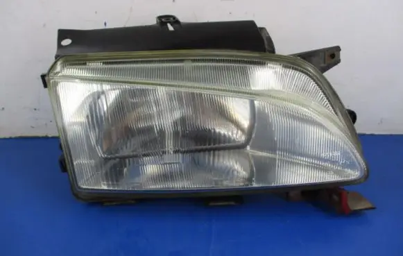 Peugeot Partner Headlight/headlamp 9621299580