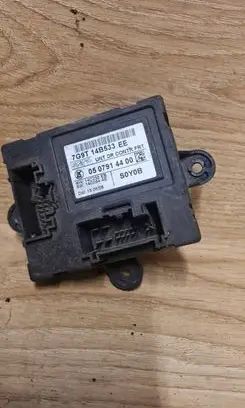Volvo V70 Door control unit/module 7G9T14B533EE