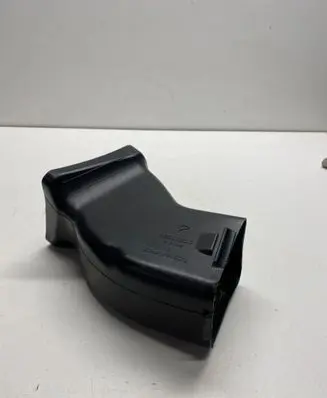 Chevrolet Camaro Air intake duct part 92200212